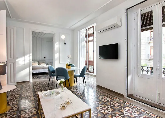 Gran Via Luxury 3br *