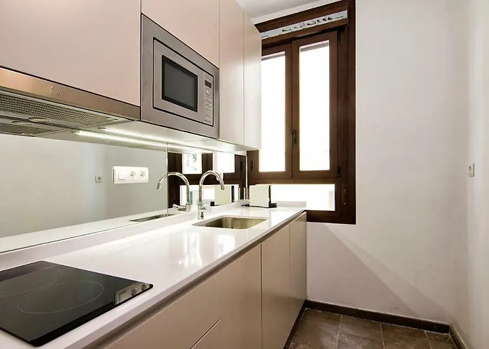 Gran Via Luxury 3br *