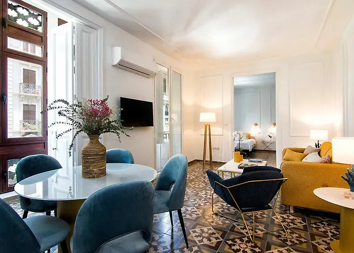 아파트 Gran Via Luxury 3br *