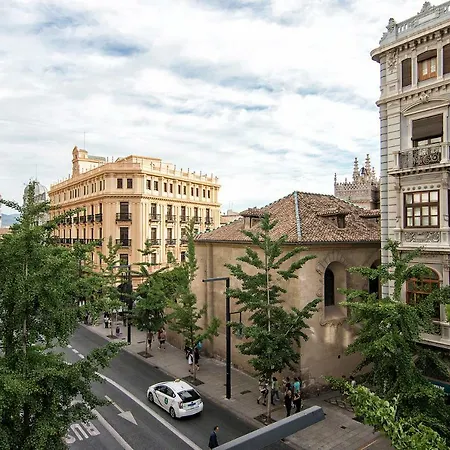 Gran Via Luxury 3br شقة *